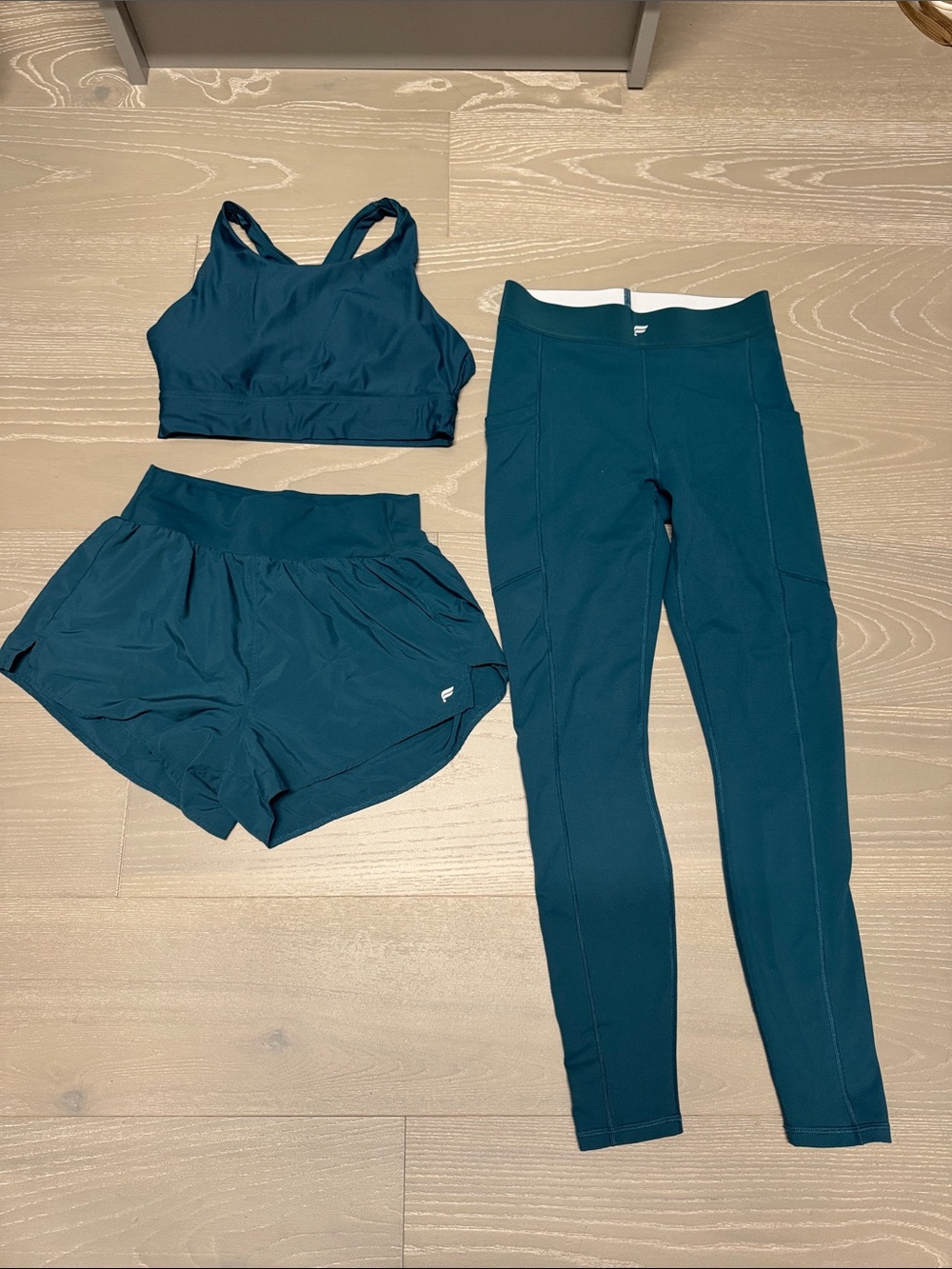 Fabletics  Teal Activewear Set - Sports Bra, Shorts & Leggings